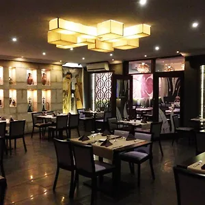 & Restaurant Farid Dakar